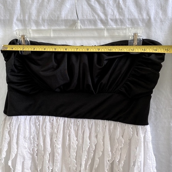 Women's/Juniors Strapless Dress Size: Large - Picture 8 of 10